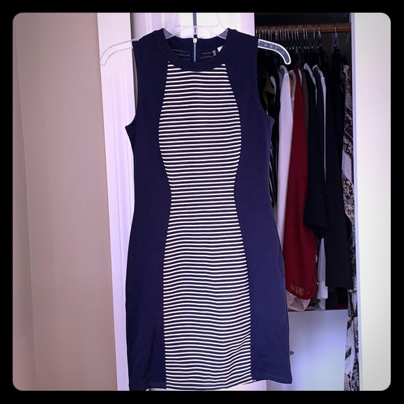 Dress - Picture 1 of 3